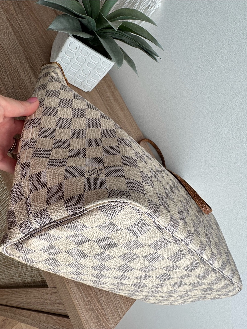 ✅AUTH✅LOUIS VUITTON NEVERFULL MM AZUR - Picture 10 of 16